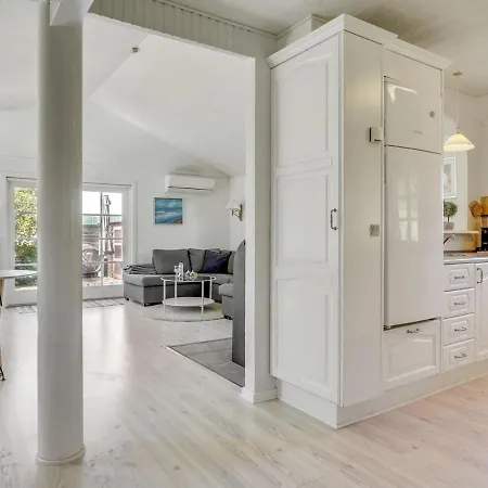 Feriehus Aila - 1-4km From The Sea In Western Jutland By Interhome